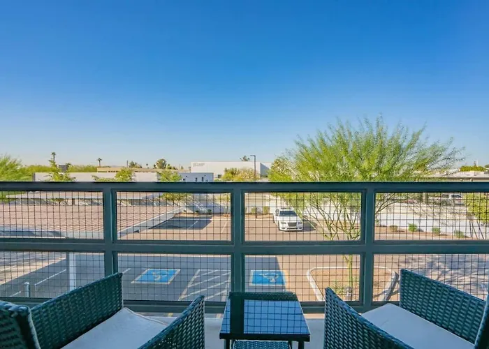 Apartment Modern 2bd - Gym, Pool, Parking, W-d - Sleeps 8 Tempe